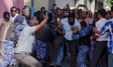 ގޭންގްތައް ނެރެގެން ދިފާއު ކުރެވުނު ސަރުކާރެއް ނެތް!