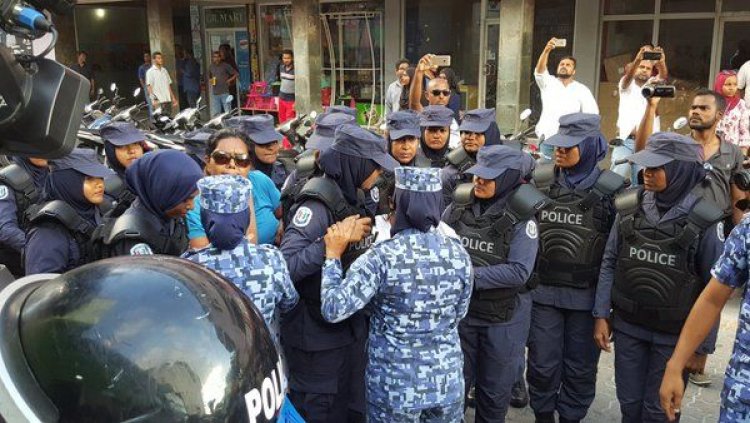 އަނިޔާ ކުރާފުލުހުންނަށް ހިއްވަރުދިނުމަކީ އަނިޔާއަށް ހުޅުވާލުން