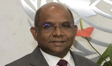 ނިކަމެތިކަމުގެ މައްޗަށް ނިކަމެތިވެ އިނދަޖެހިއްޖެ: ޝާހިދު