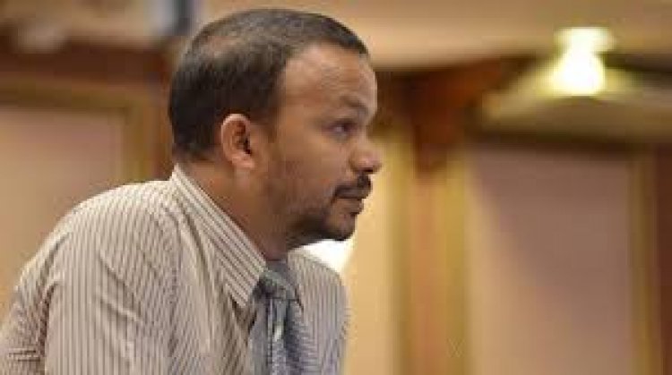 ކިތަންމެ ބޮޑު ޖަލްސާއެއް ބޭއްވިޔަސް މުއިއްޒަށް އިހުތިރާމެއްނެތް: އަލީ ހުސައިން