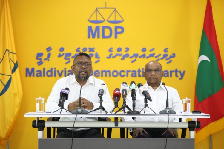 ފައްޔާޒުގެ ހިދުމަތަށް ޝާހިދުގެ ޝުކުރު