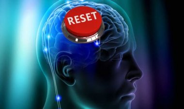 ސިޔާސީވެރިން ރިސެޓްވުމުން ކިލައެއް މިލައެއް ނުހުރޭ!