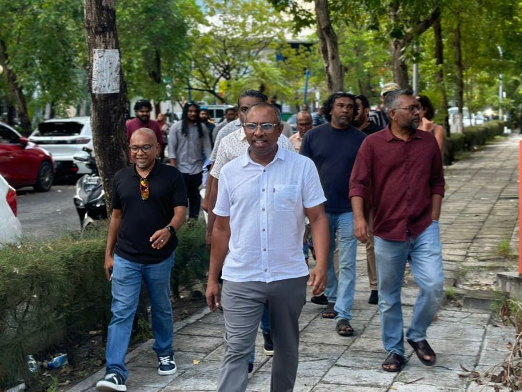 ރޫޅާލަން ނިކުތް މީހުނަށް ބާރުދޭން އުޅޭނެކަމެއްނެތް