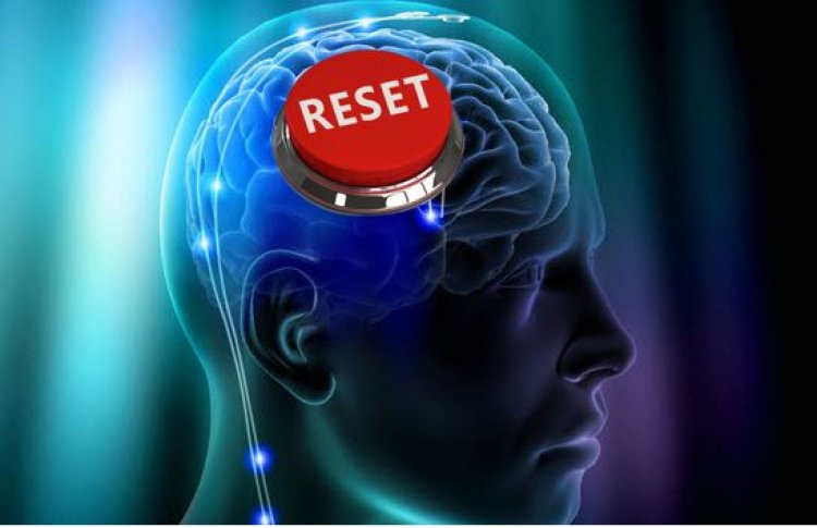 ސިޔާސީވެރިން ރިސެޓްވުމުން ކިލައެއް މިލައެއް ނުހުރޭ!