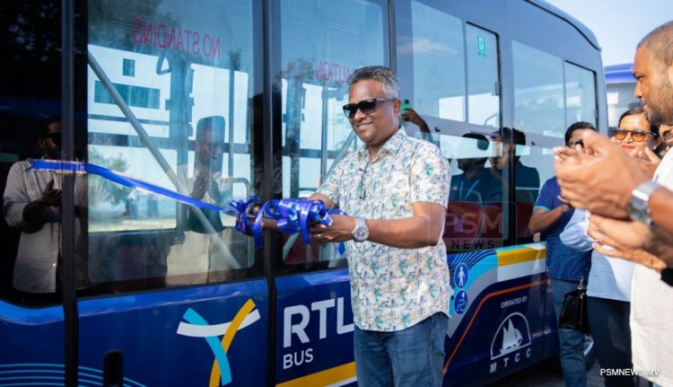 ދަތުރުފަތުރުގެ ތަސައްވުރު ހަގީގަތަކަށްހެދި އާރުކާޓީއަކީ އާދަމް އާޒިމް