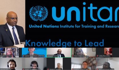 ހެޔޮ ބަދަލަށް އޮތް ވަސީލަތަކީ ތައުލީމާއި ޑިޕްލޮމަސީ: ޝާހިދު