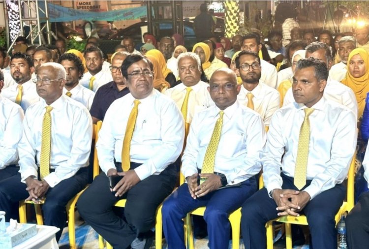 ވެރިކަމުގައި ހުރީ ވަގުތީ ރައީސެއް: ޝާހިދު