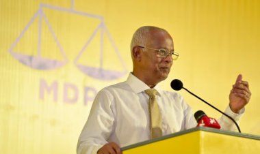 މުއިއްޒުގެ ސިޔާސަތު ހިފައިގެން ނިކުމެ ތަރައްގީއެއް ނުގެނެވޭނެ: ސޯލިހު