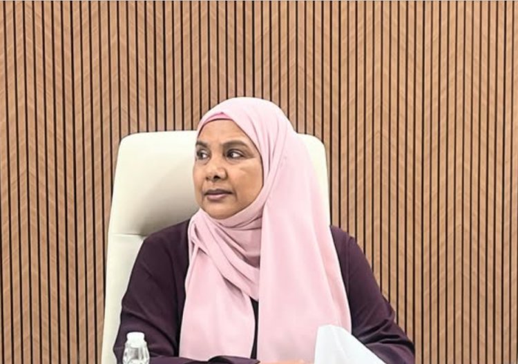 ޖެންޑަރ މިނިސްޓަރަށް: ލާހޫރެންޏާ ކަނަށްވެސް ގޮވާނެ!