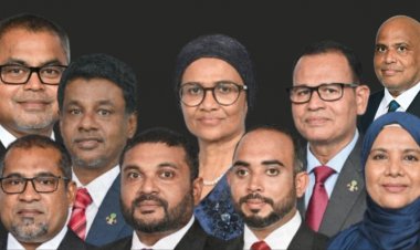 ރައްޔިތުންގެ ބާރުގެ ކުޑަމިންވަރަކުން މުއިއްޒު ސަރުކާރު ކޮށިއަރުވާލައިފި