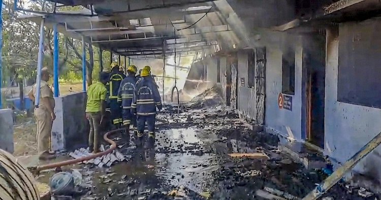 ހަވާއަރުވާ ތަކެތި އުފައްދާ ކާރުހާނާއެއް ގޮވައި 25 މީހުން މަރުވެއްޖެ