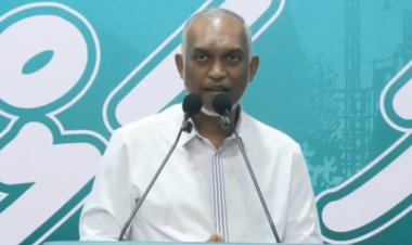 މުއިއްޒު ކޯޓް ހުރުމަތް ކަނޑައިފި - ފިޔަވަޅު އަޅަން ކެރޭނެތަ!