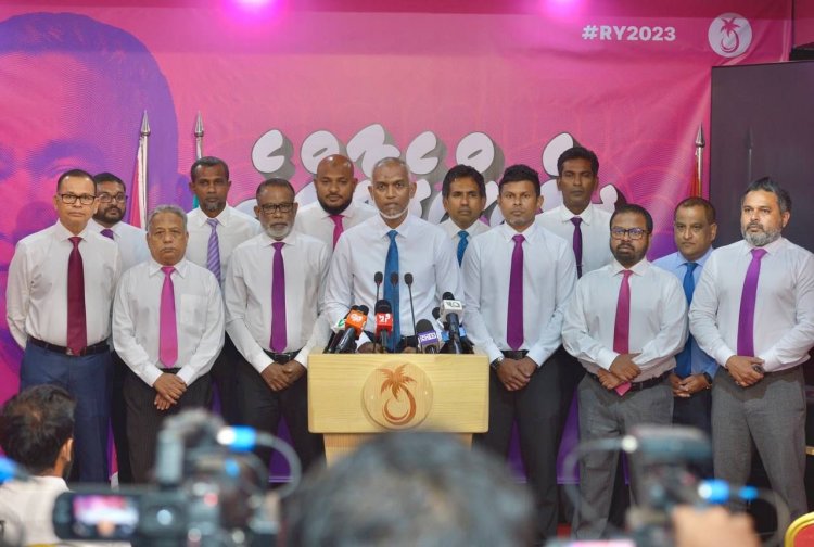 ދޯކާދިނުމުގައި ޔާމީނާއި މުއިއްޒު ތަފާތު ނުކުރާ ރިޔާސީ ކެންޑިޑޭޓުން