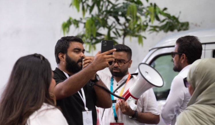 ހިޔާލުފާޅުކުރުމުގެ މިނިވަންކަމަކީ ދީފައި އަތުލެވޭ އިނާޔަތެއްނޫން