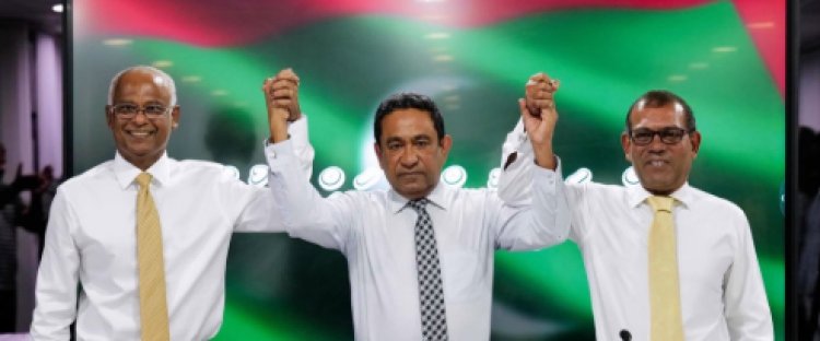 3 ރައީސުން އެއްތަން ވެލުމުން މުޅި ސަރުކާރު ޑިފެންސަށް