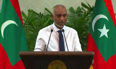 އަތޮޅު ރައްޔިތުންގެ ބާރު ކަނޑުވާލާ އަތޮޅު ހިންގާނީ މުއިއްޒުގެ ޕަޕެޓެއް
