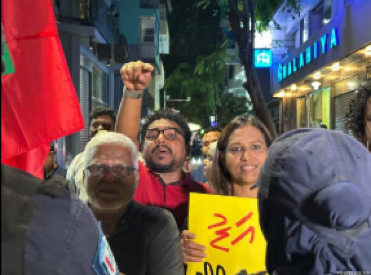 މުޒާހިރީންނާ ދައުވާކުރަންޏާ މޮޓޯކޭޑާ ދެކޮޅަށްވެސް ދައުވާކުރަންޖެހޭ