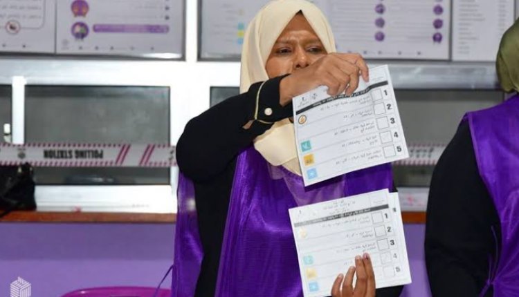 މައުމޫނިޒަމް ދޫކޮށްލި އައު ގާނޫނު އަސާސީން ލިބުނު މޮޅެއްނެތް