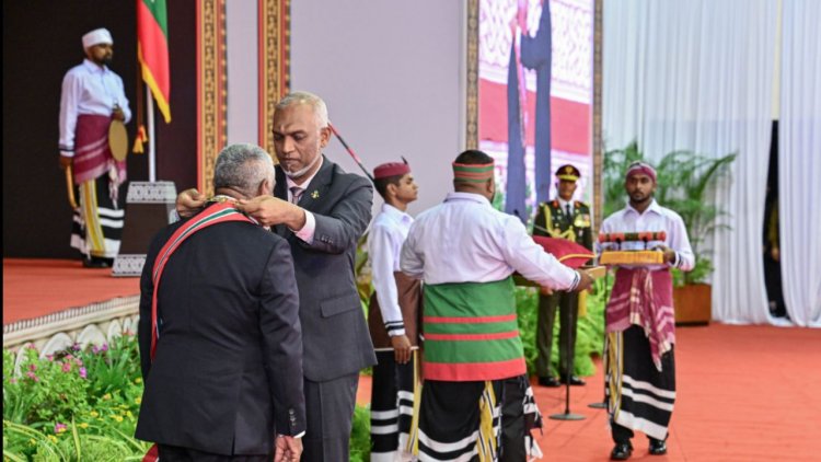 ދައުލަތުންދޭ ބަންޑާރަ އިއްޒަތް ބޮޑުގުޅަވުން