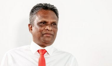 ރައްޔިތުންގެ ބައްދަލުވުމުގެ ހަރަދާ ގުޅުވާ ފަތުރަނީ ދޮގު ހަބަރު: މޭޔަރ އާޒިމް