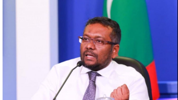 ޑޮލަރުގެ އަގު އުފުލެމުން ދަނީ ސަރުކާރުގެ ބޮޑު އިސްރާފުގެ ސަބަބުން: ފައްޔާޒު