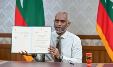ރައްޔިތުންގެ މިލްކިއްޔާތު ނޮޅާލަނީ މުއިއްޒު | ރިސޯޓްއޯނަރުންނެއް ނޫން