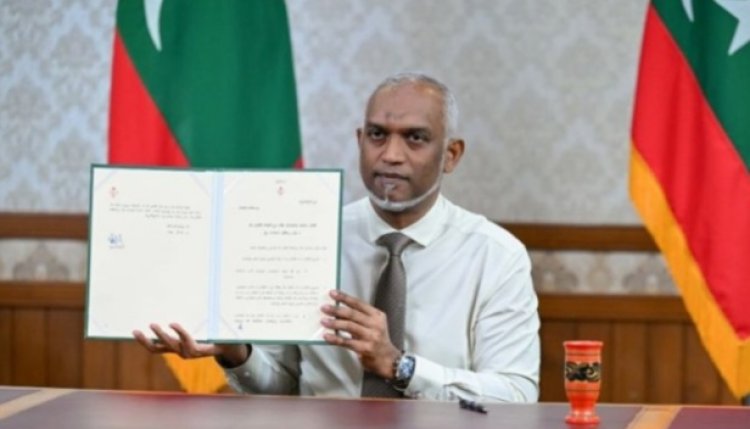 ރައްޔިތުންގެ މިލްކިއްޔާތު ނޮޅާލަނީ މުއިއްޒު | ރިސޯޓްއޯނަރުންނެއް ނޫން