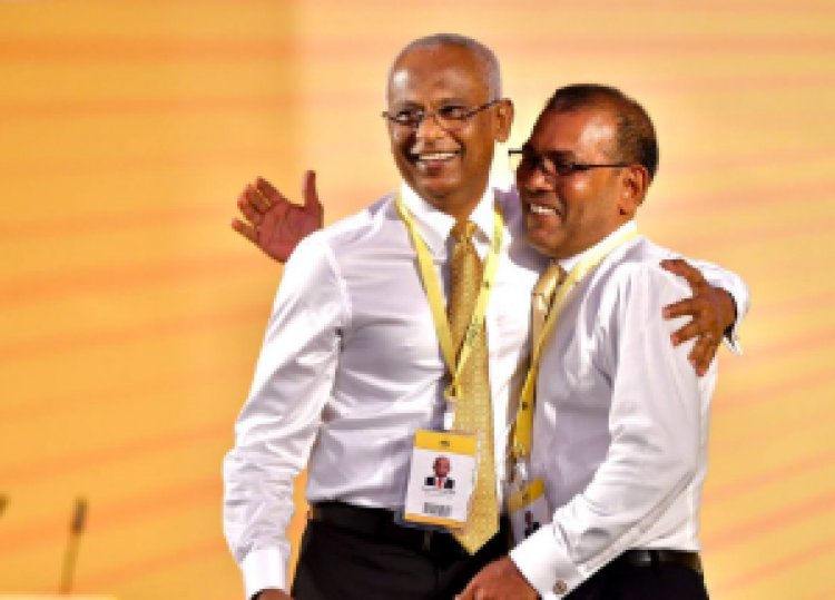 އަންނި އާއި ޑިމޮކްރެޓްސް އަލުން އެމްޑީޕީއަށް ގުޅުމަށް މަގުހެދީ އިބޫ
